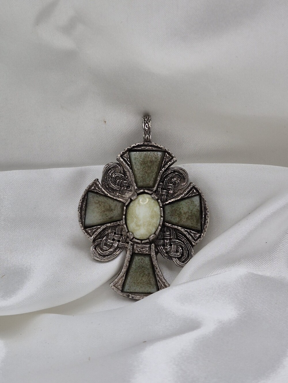 Celtic "Britain"  "Miracle"Jewelry Co., Signed Pendant. St Margaret Knotwork